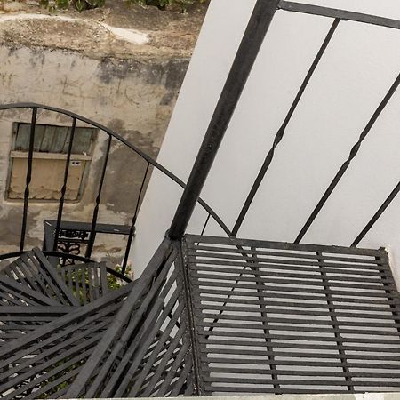 Elizabeth'S Small Apartment Naxos City Exterior photo