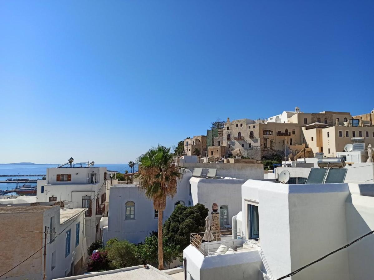 Elizabeth'S Small Apartment Naxos City Exterior photo